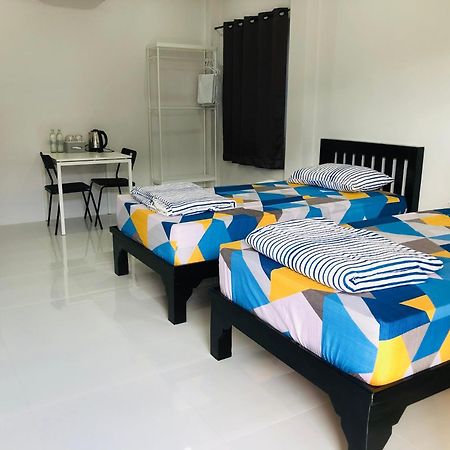 הוילה แหลมงอบเฮาส์ Laemngob House מראה חיצוני תמונה